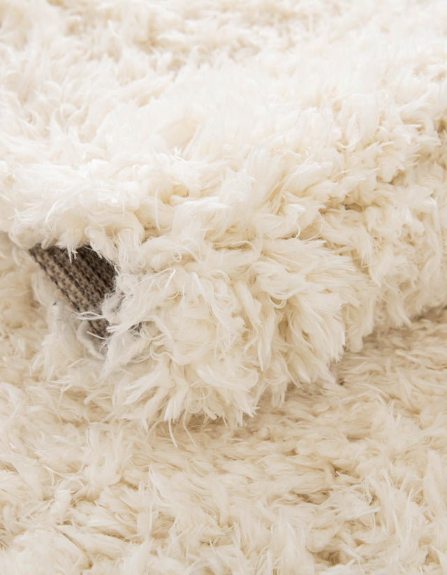Bone 7' 10 x 7' 10 Marilyn Monroe Opulence Shag Round Area Rug Thick Soft Touch Fluffy & Plush Shaggy Pile 100% Polyester Carpet for Living, Dining, Bedroom, Office for Sale at Rug Engine