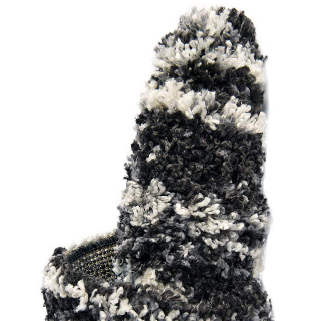 Black and White 2' 7 x 8' 2 Hygge Shag Runner Area Rug Thick Soft Touch Fluffy & Plush Shaggy Pile 100% Polypropylene With Jute Backing Modern Carpet for Sale at Rug Engine