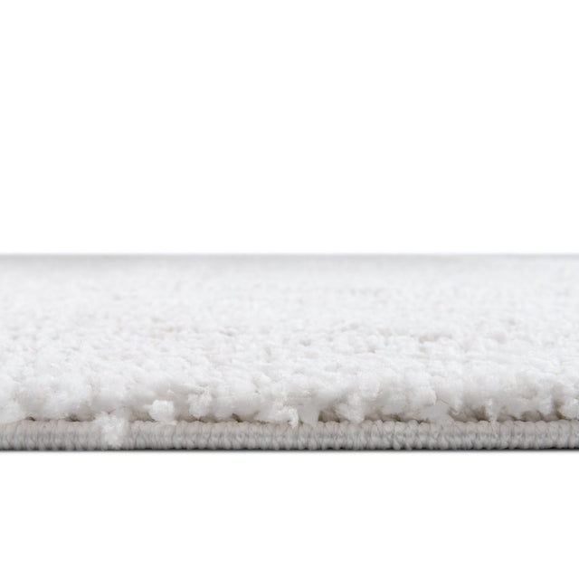 Sea Salt White 7' x 7' Jill Zarin Shaggy Chic Round Area Rug Thick Soft Touch Fluffy & Plush Shaggy Pile 100% Polyester (Space-Dyed Yarn) With Jute Backing Carpet for Sale at Rug Engine