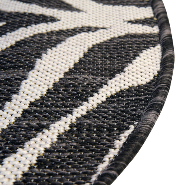 White 4' 1 x 4' 1 Outdoor Safari Round Area Rug Weather Resistant for Patio, Deck, Terrace, Balcony, Porch Animal Print Wildlife Nature Carpet for Sale at Rug Engine