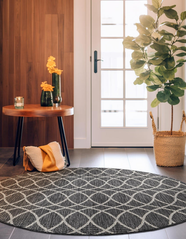 Charcoal 4' 1 x 4' 1 Outdoor Trellis Round Area Rug Weather Resistant for Patio, Deck, Terrace, Balcony, Porch Geometric Design Water Safe Outside Carpet for Sale at Rug Engine