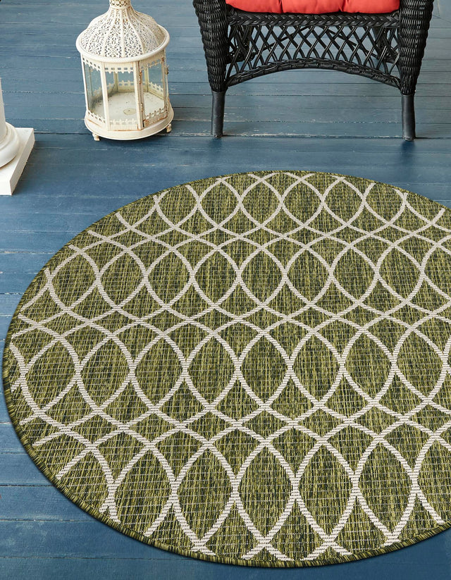 Green 4' 1 x 4' 1 Outdoor Trellis Round Area Rug Weather Resistant for Patio, Deck, Terrace, Balcony, Porch Geometric Design Water Safe Outside Carpet for Sale at Rug Engine