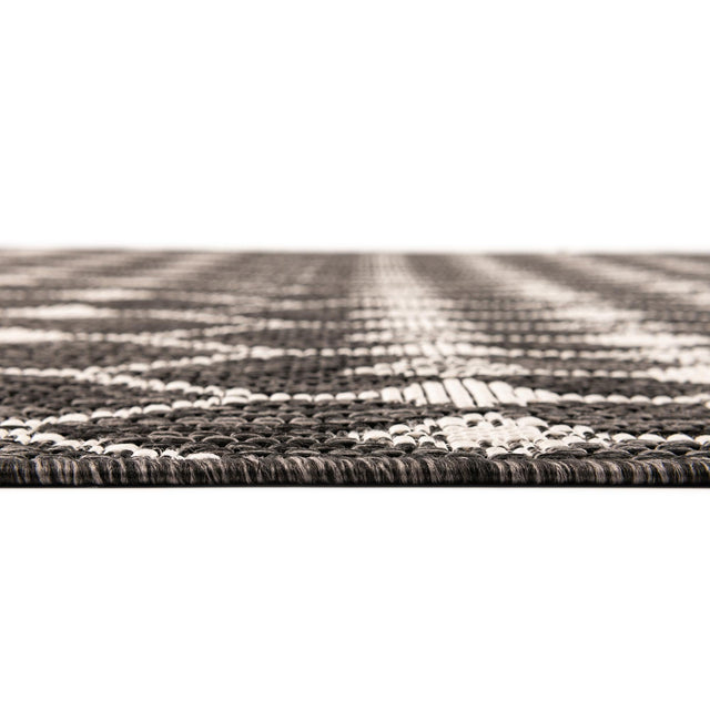 Charcoal 4' 1 x 4' 1 Outdoor Trellis Round Area Rug Weather Resistant for Patio, Deck, Terrace, Balcony, Porch Geometric Design Water Safe Outside Carpet for Sale at Rug Engine