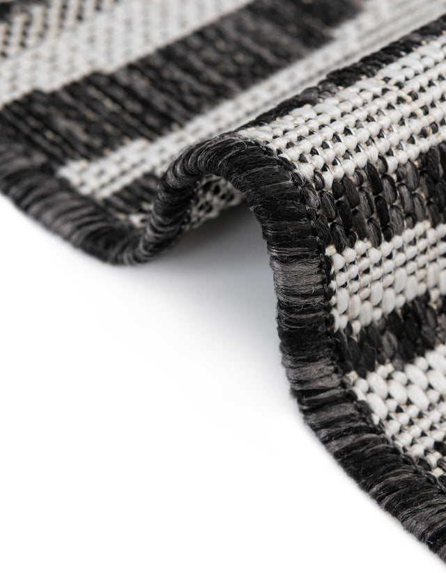 Charcoal Ivory 4' 1 x 6' 1 Outdoor Modern Rectangle Area Rug Weather Resistant for Patio, Deck, Terrace, Balcony, Porch 100% Polypropylene Modern Outside Carpet for Sale at Rug Engine