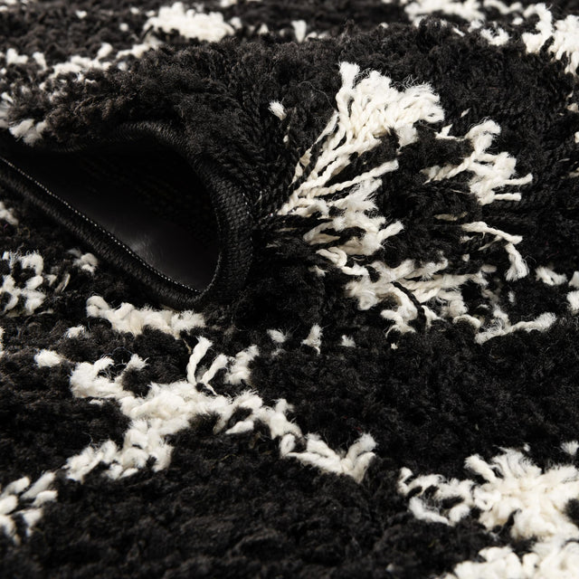 Black and White 7' 10 x 7' 10 Moroccan Trellis Shag Round Area Rug Thick Soft Touch Fluffy & Plush Shaggy Pile 100% Polypropylene Geometric Traditional Carpet for Sale at Rug Engine