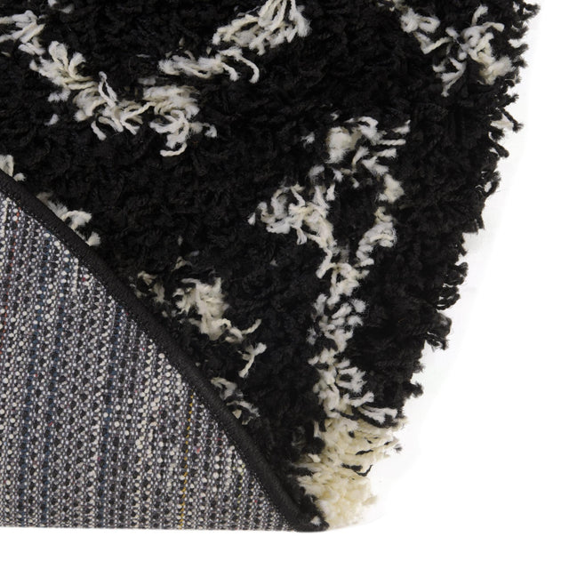 Black and White 5' 3 x 5' 3 Moroccan Trellis Shag Round Area Rug Thick Soft Touch Fluffy & Plush Shaggy Pile 100% Polypropylene Geometric Traditional Carpet for Sale at Rug Engine