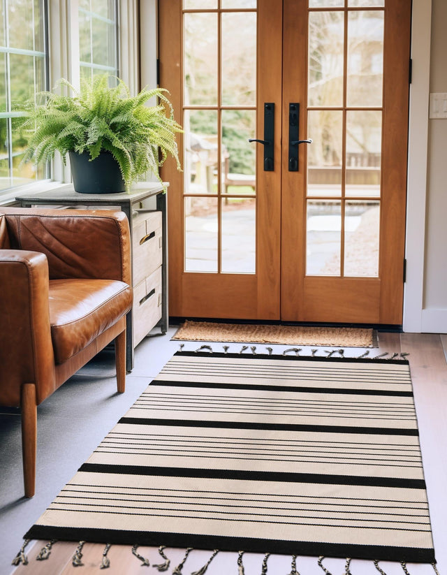 Black and White 4' 1 x 6' 1 Chindi Cotton Rectangle Area Rug Interior Design Home Decor Carpet Mat for Sale at Rug Engine