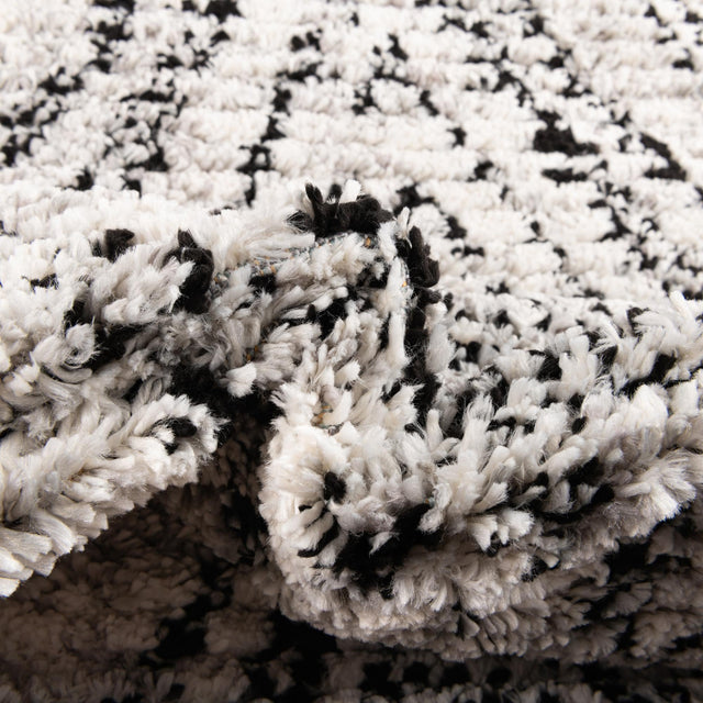 Black and White 5' 3 x 5' 3 Tagine Octagon Area Rug Durable 100% Polyester Modern Unique Easy Clean Carpet for Indoor Home Decor for Sale at Rug Engine
