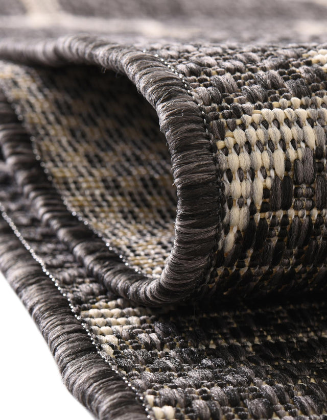 Black 6' 1 x 6' 1 Outdoor Trellis Round Area Rug Weather Resistant for Patio, Deck, Terrace, Balcony, Porch Geometric Design Water Safe Outside Carpet for Sale at Rug Engine