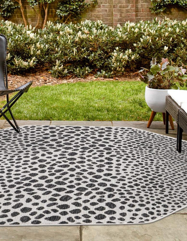 Black 7' 10 x 7' 10 Jill Zarin Outdoor Octagon Area Rug Weather Resistant for Patio, Deck, Terrace, Balcony, Porch Durable 100% Polypropylene Carpet for Outside for Sale at Rug Engine