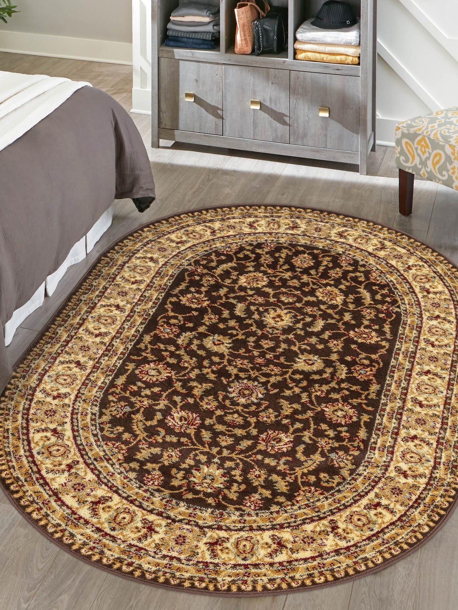 Brown 4' 1 x 6' 1 Voyage Oval Area Rug