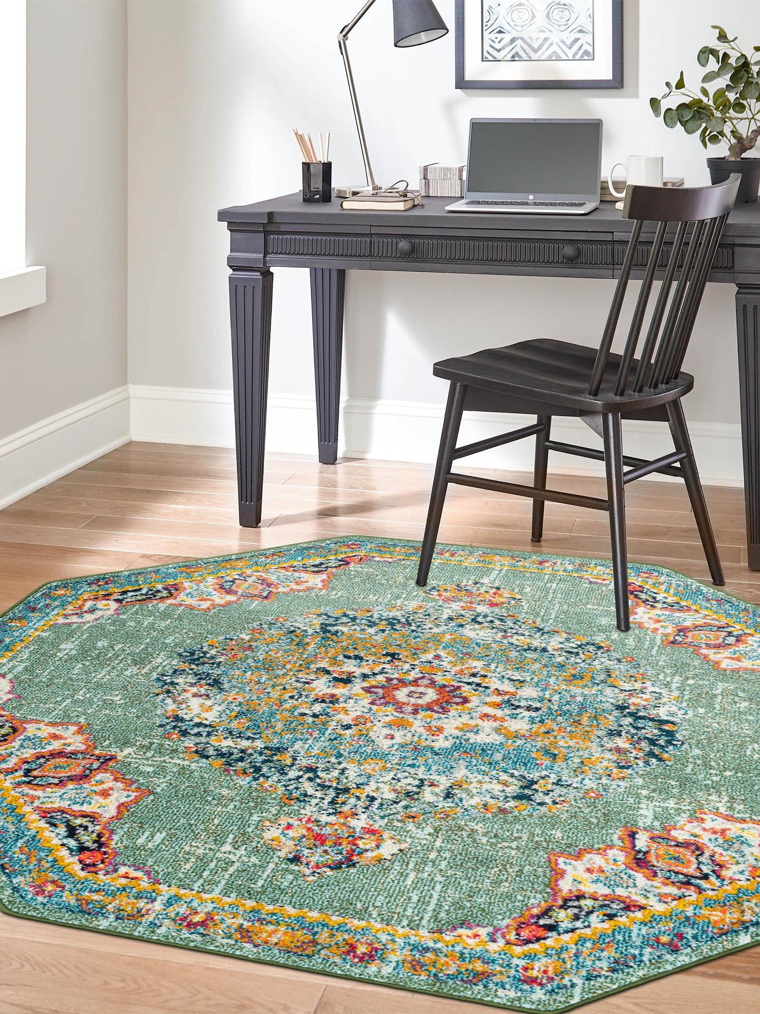 Green 7' 10 x 7' 10 Penrose Octagon Area Rug