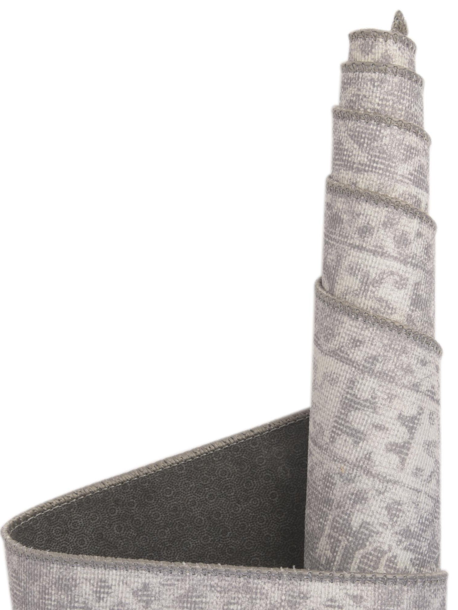 Washable Gray 7' 6 x 7' 6 Timeless Square Area Rug Easy to Clean Stain Resistant & Durable