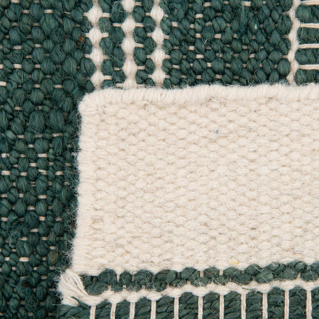 Hunter Green 4' 1 x 6' 1 Lariat Rectangle Area Rug All Natural Jute & Wool With Cotton Backing Premium Carpet for Living Rooms, Dining, Office for Sale at Rug Engine
