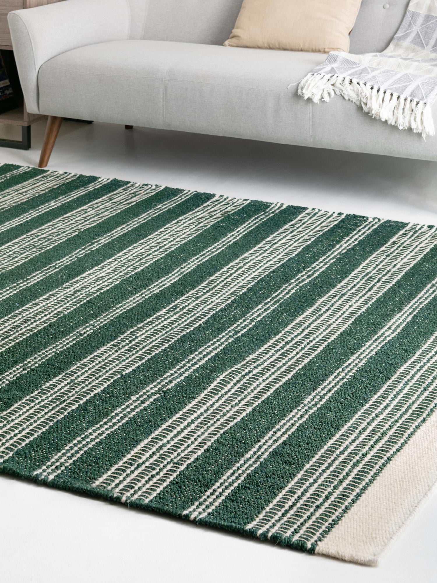 Hunter Green 2' 2 x 3' 1 Lariat Rectangle Area Rug All Natural Jute & Wool With Cotton Backing Premium Carpet for Living Rooms, Dining, Office for Sale at Rug Engine