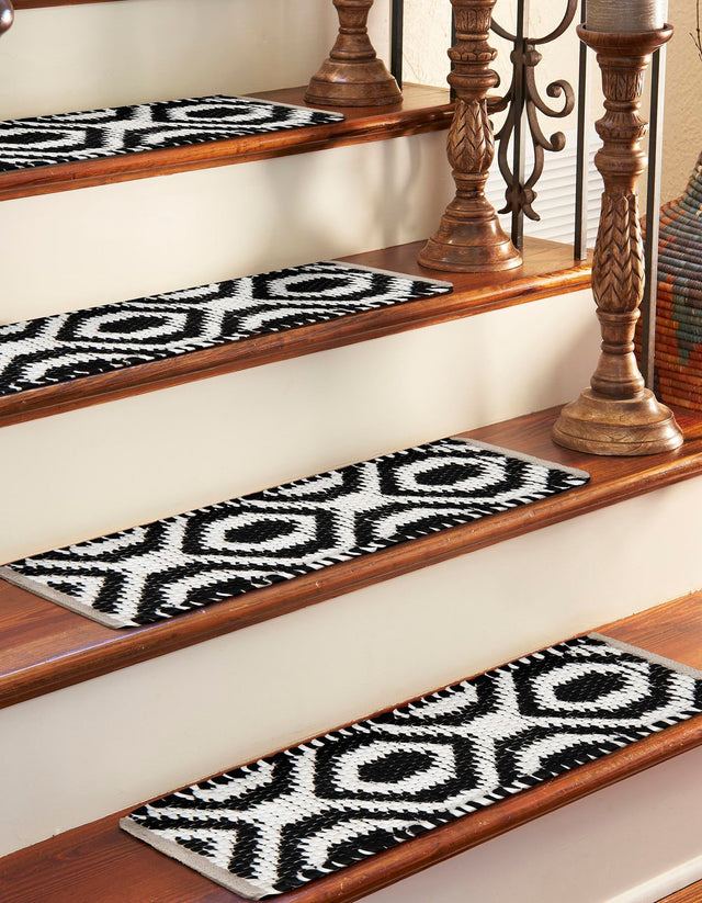 13 pcs Black and White 0' 9 x 2' 6 Chindi Jute Indoor Stair Treads Accent Area Rug Staircase Set Interior Design Home Decor Carpet Mat for Sale at Rug Engine