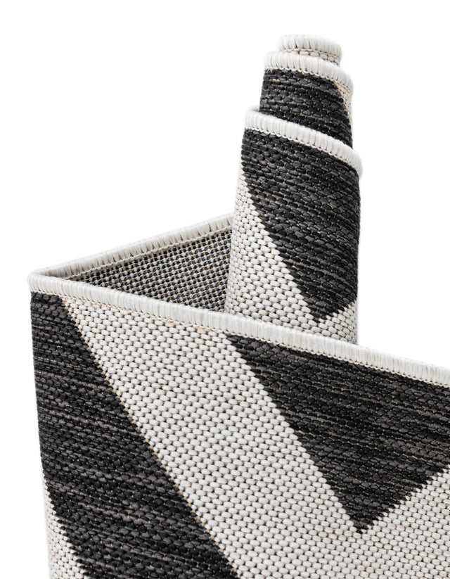 Charcoal Gray 7' 10 x 7' 10 Jill Zarin Outdoor Octagon Area Rug Weather Resistant for Patio, Deck, Terrace, Balcony, Porch Durable 100% Polypropylene Carpet for Outside for Sale at Rug Engine