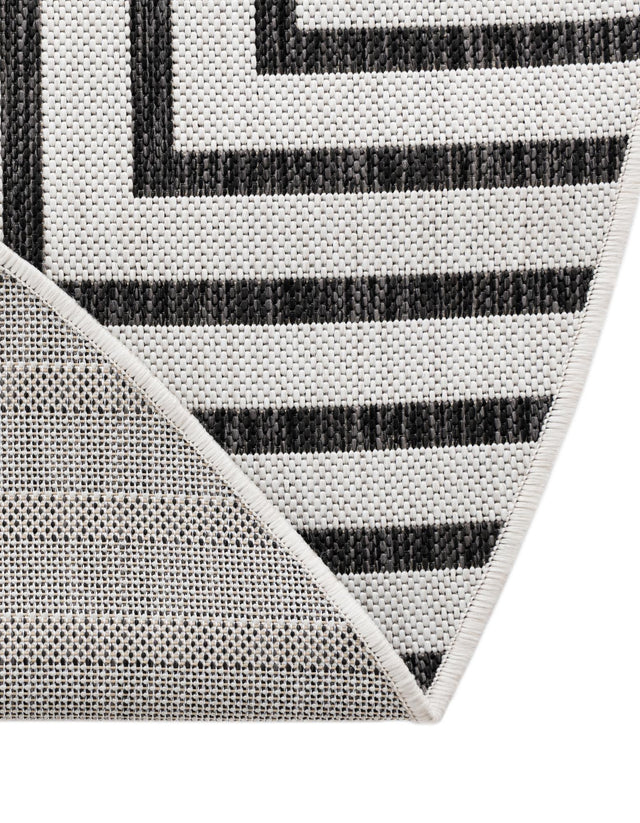 White and Black 7' 10 x 7' 10 Outdoor Modern Round Area Rug Weather Resistant for Patio, Deck, Terrace, Balcony, Porch 100% Polypropylene Modern Outside Carpet for Sale at Rug Engine