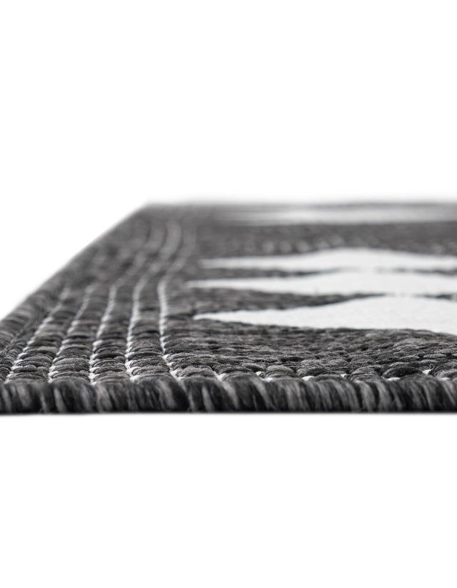Black and White 7' 10 x 7' 10 Outdoor Modern Square Area Rug Weather Resistant for Patio, Deck, Terrace, Balcony, Porch 100% Polypropylene Modern Outside Carpet for Sale at Rug Engine