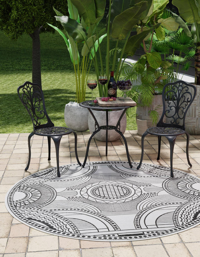 White and Black 10' x 10' Outdoor Traditional Round Area Rug Weather Resistant for Patio, Deck, Terrace, Balcony, Porch Classical Design Outside Carpet for Sale at Rug Engine