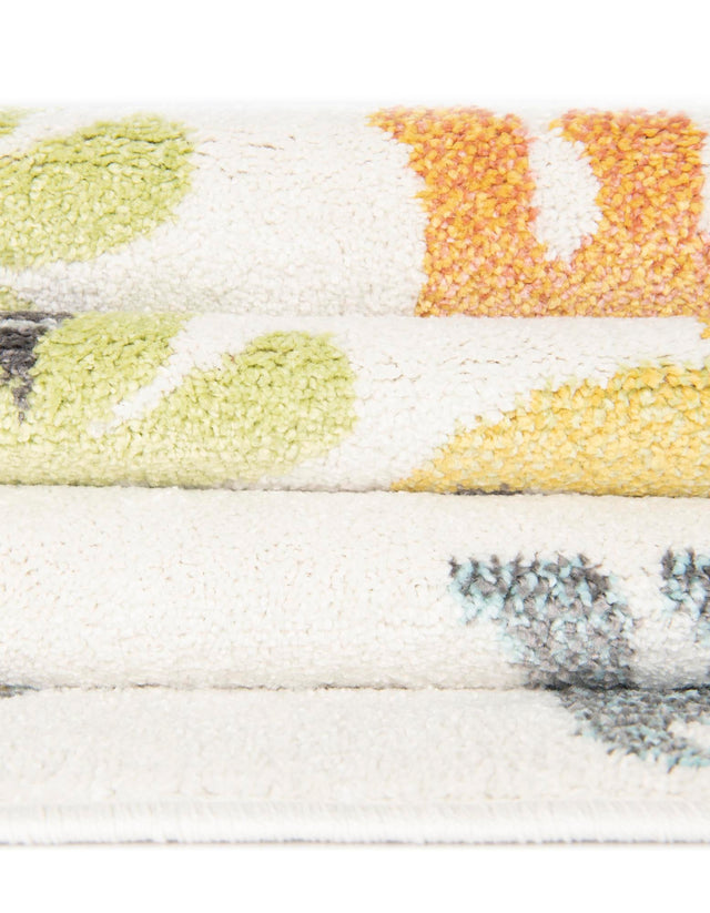 Ivory 5' 1 x 5' 1 Whimsy Kids Round Area Rug for Baby Nursery, Toddler Playroom, Bedrooms