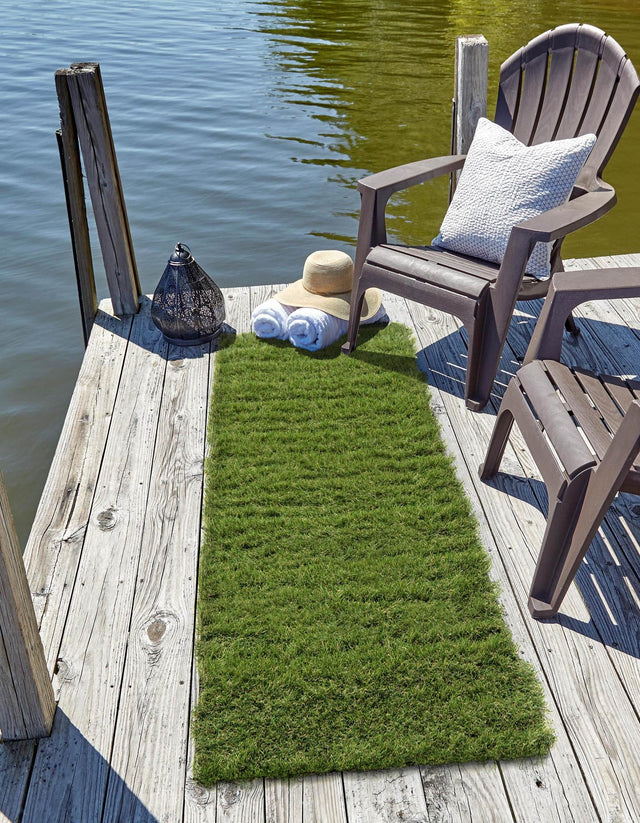 Green 2' 7 x 8' Outdoor Grass Runner Area Rug Thick Soft Touch Fluffy & Plush Shaggy Pile Weather Resistant for Patio, Deck, Terrace, Balcony, Porch