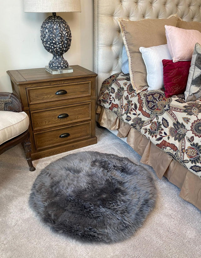 Gray 2' x 2' Sheepskin Round Area Rug 100% Genuine Luxury Soft Touch Shaggy Plush Pile