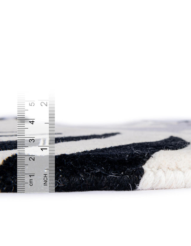 White and Black 2' 6 x 3' 1 Playtime Kids Wool Freeform Area Rug for Baby Nursery, Toddler Playroom, Bedrooms