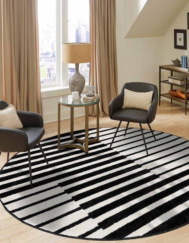 Black 7' 10 x 7' 10 Norge Round Area Rug 100% Polypropylene Easy Clean Non Shed Stain Resistant Modern Carpet for Home Interior Design for Sale at Rug Engine