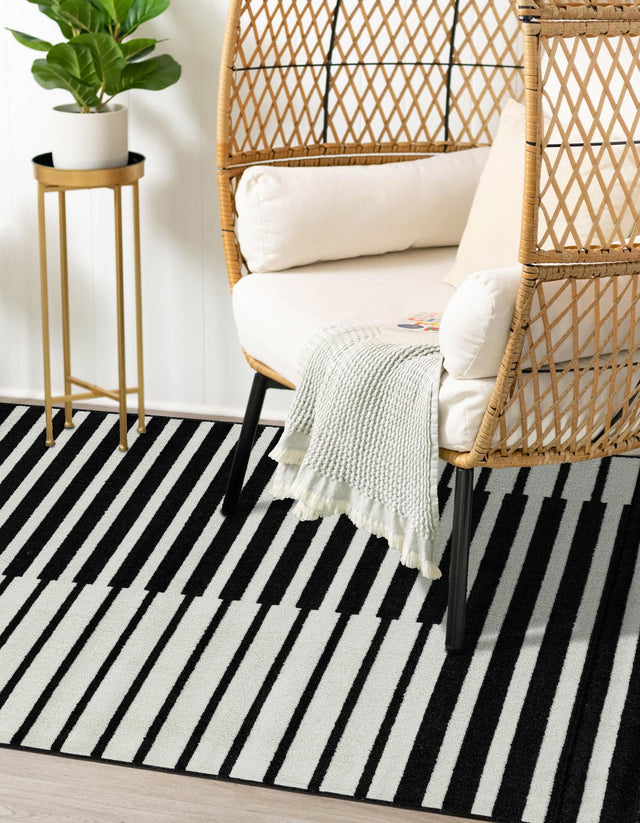 Black 4' 1 x 6' 1 Norge Rectangle Area Rug 100% Polypropylene Easy Clean Non Shed Stain Resistant Modern Carpet for Home Interior Design for Sale at Rug Engine