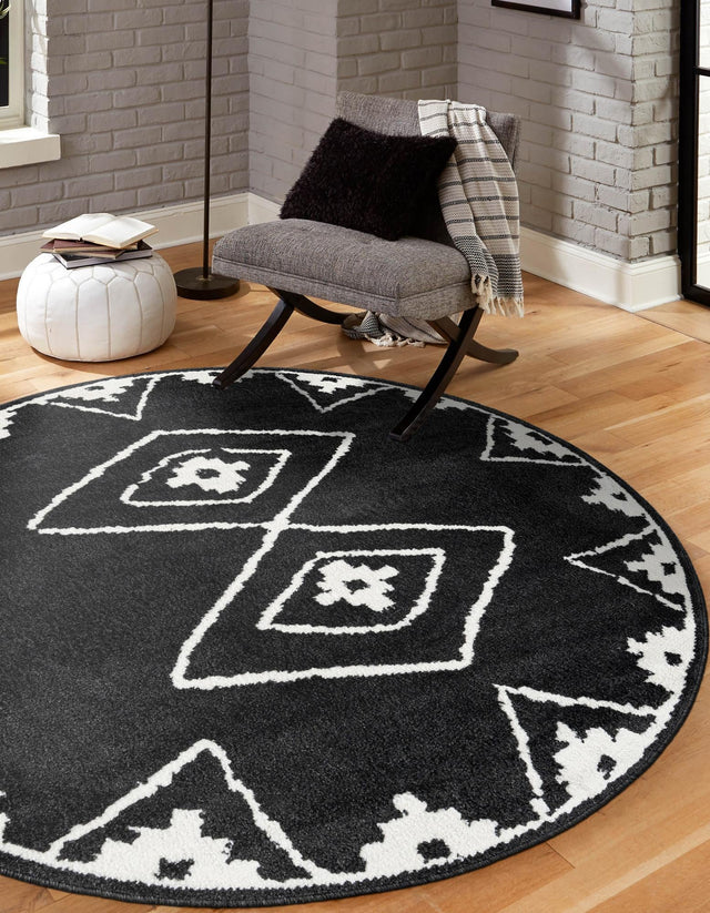 Black 4' 1 x 4' 1 Norge Round Area Rug 100% Polypropylene Easy Clean Non Shed Stain Resistant Modern Carpet for Home Interior Design for Sale at Rug Engine