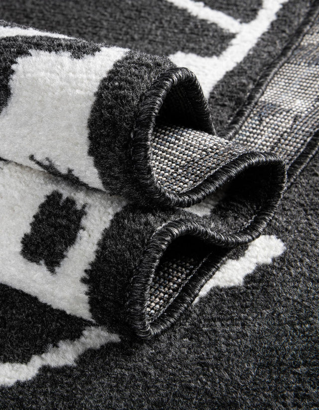 Black 5' 1 x 8' Norge Rectangle Area Rug 100% Polypropylene Easy Clean Non Shed Stain Resistant Modern Carpet for Home Interior Design for Sale at Rug Engine