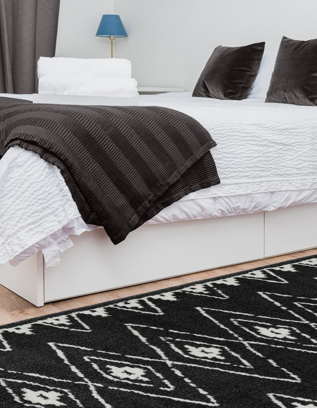 Black 2' 7 x 10' Norge Runner Area Rug 100% Polypropylene Easy Clean Non Shed Stain Resistant Modern Carpet for Home Interior Design for Sale at Rug Engine