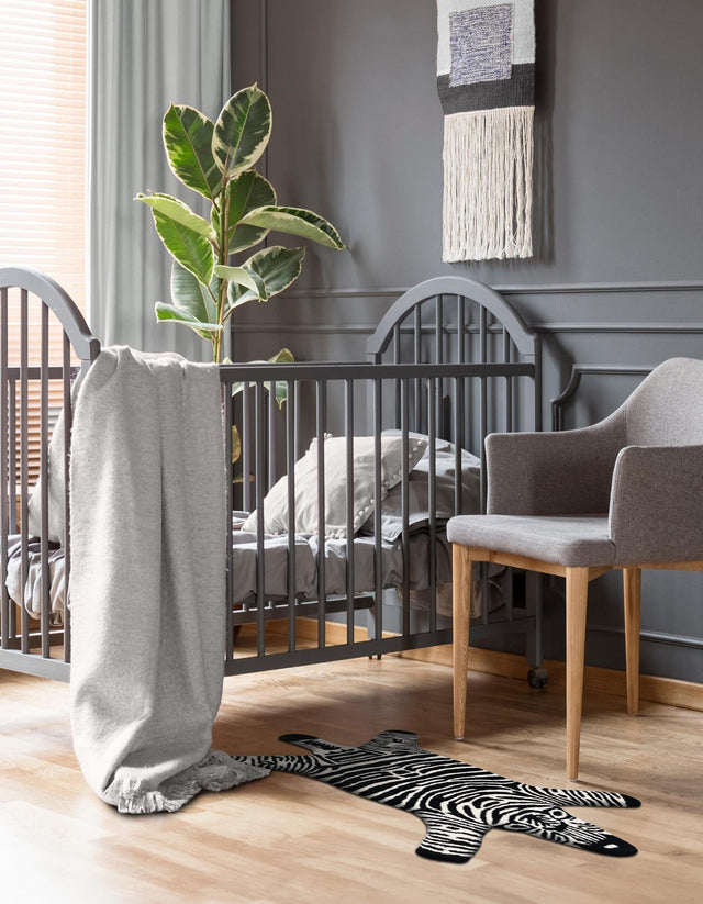 Black and White 4' 1 x 6' 1 Playtime Kids Wool Freeform Area Rug for Baby Nursery, Toddler Playroom, Bedrooms