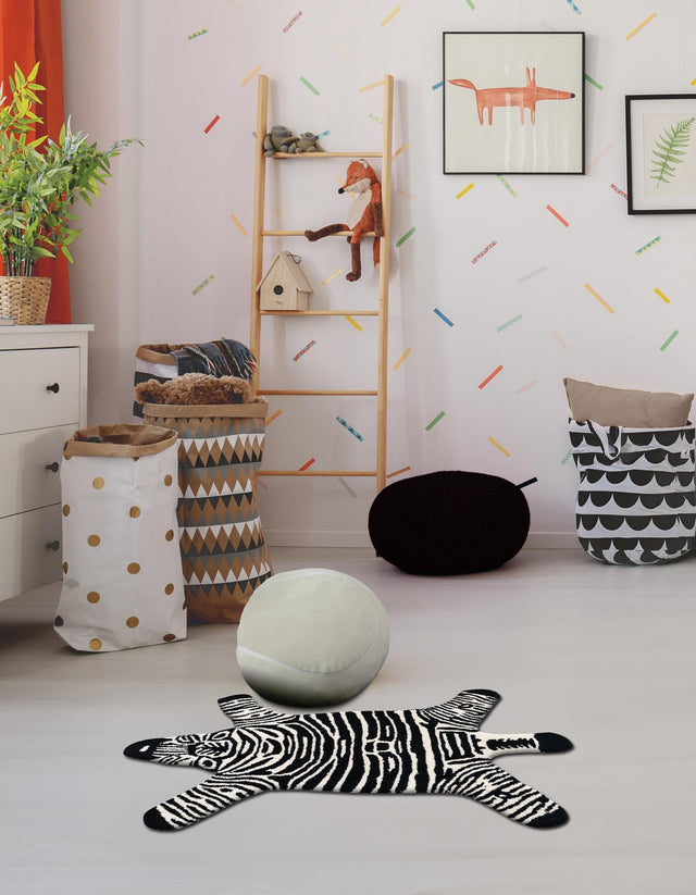 Black and White 4' 1 x 6' 1 Playtime Kids Wool Freeform Area Rug for Baby Nursery, Toddler Playroom, Bedrooms