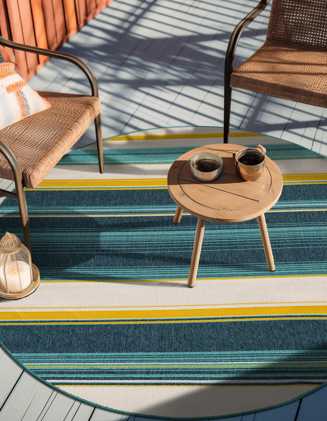 Multicolor 5' 1 x 5' 1 Outdoor Border Round Area Rug Weather Resistant for Patio, Deck, Terrace, Balcony, Porch 100% Polypropylene Classic Bordered Carpet for Sale at Rug Engine