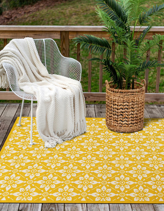 Yellow 4' 1 x 6' 1 Outdoor Trellis Rectangle Area Rug Weather Resistant for Patio, Deck, Terrace, Balcony, Porch Geometric Design Water Safe Outside Carpet for Sale at Rug Engine
