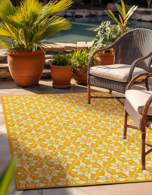 Yellow 4' 1 x 6' 1 Outdoor Trellis Rectangle Area Rug Weather Resistant for Patio, Deck, Terrace, Balcony, Porch Geometric Design Water Safe Outside Carpet for Sale at Rug Engine