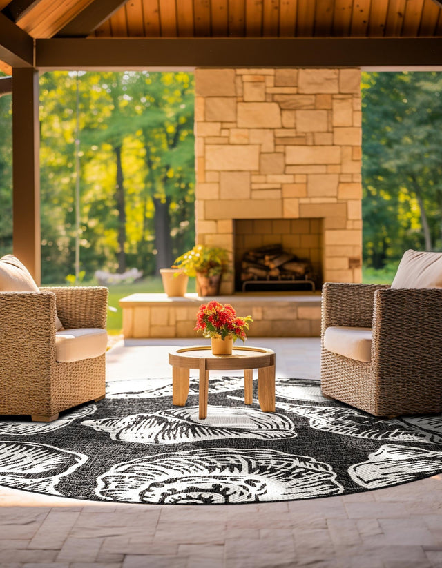 Black and White 7' 10 x 7' 10 Outdoor Coastal Round Area Rug Weather Resistant for Patio, Deck, Terrace, Balcony, Porch 100% Polypropylene Coastal Decor Carpet for Sale at Rug Engine