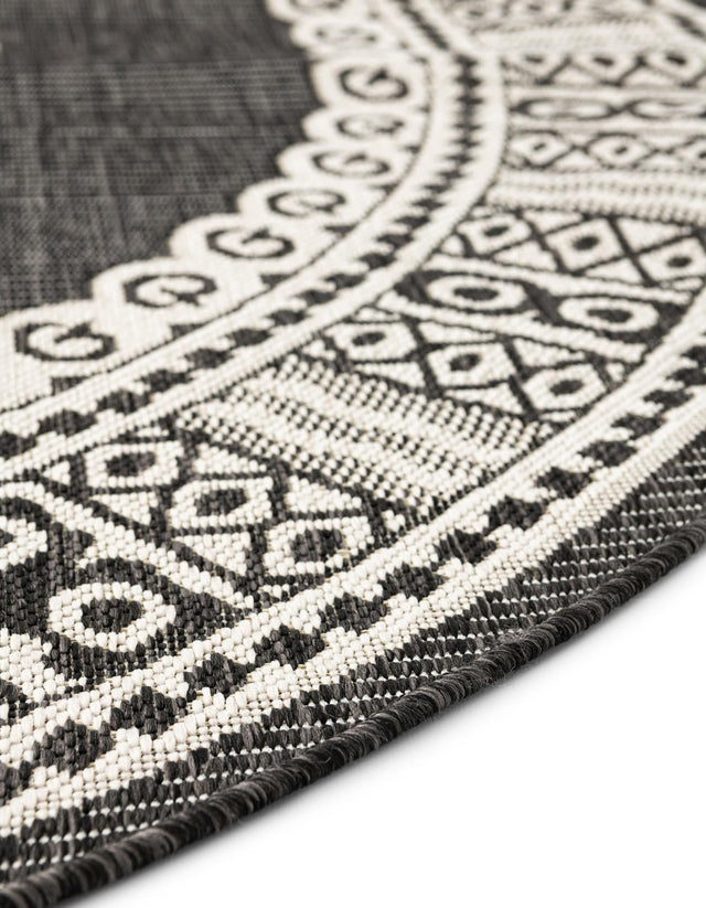 Black and White 10' x 10' Outdoor Traditional Round Area Rug Weather Resistant for Patio, Deck, Terrace, Balcony, Porch Classical Design Outside Carpet for Sale at Rug Engine