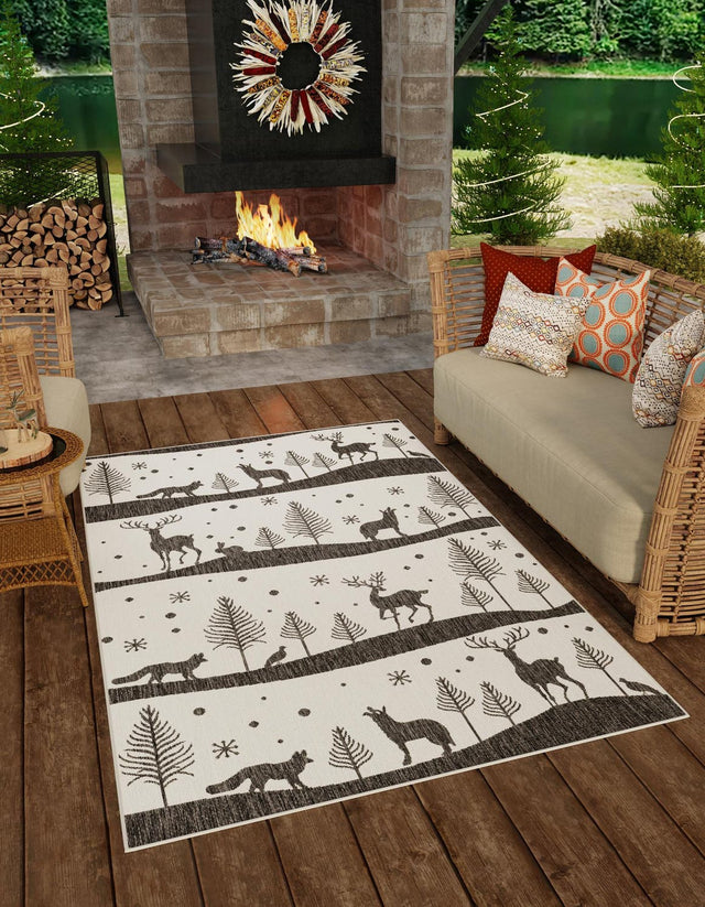 Seasonal Festive Black and White 4' 1 x 6' 1 Outdoor Holiday Rectangle Area Rug Weather Resistant for Patio, Deck, Terrace, Balcony, Porch