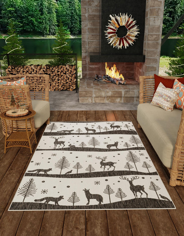 Seasonal Festive Black and White 4' 1 x 6' 1 Outdoor Holiday Rectangle Area Rug Weather Resistant for Patio, Deck, Terrace, Balcony, Porch