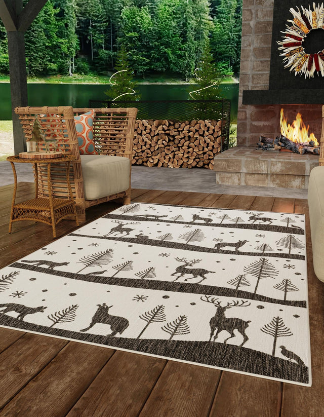 Seasonal Festive Black and White 4' 1 x 6' 1 Outdoor Holiday Rectangle Area Rug Weather Resistant for Patio, Deck, Terrace, Balcony, Porch