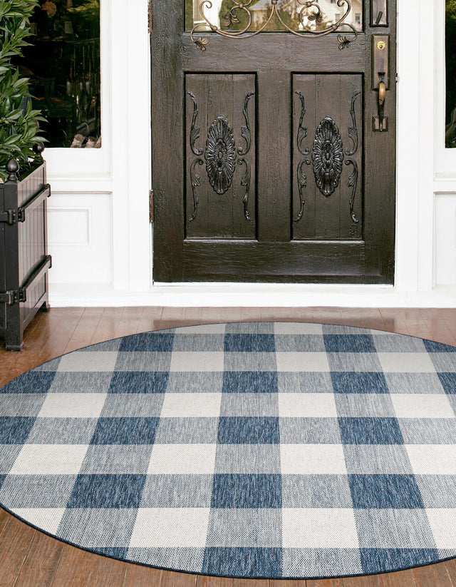 Blue 7' 10 x 7' 10 Outdoor Checkered Round Area Rug Weather Resistant for Patio, Deck, Terrace, Balcony, Porch 100% Polypropylene Geometric Carpet for Sale at Rug Engine