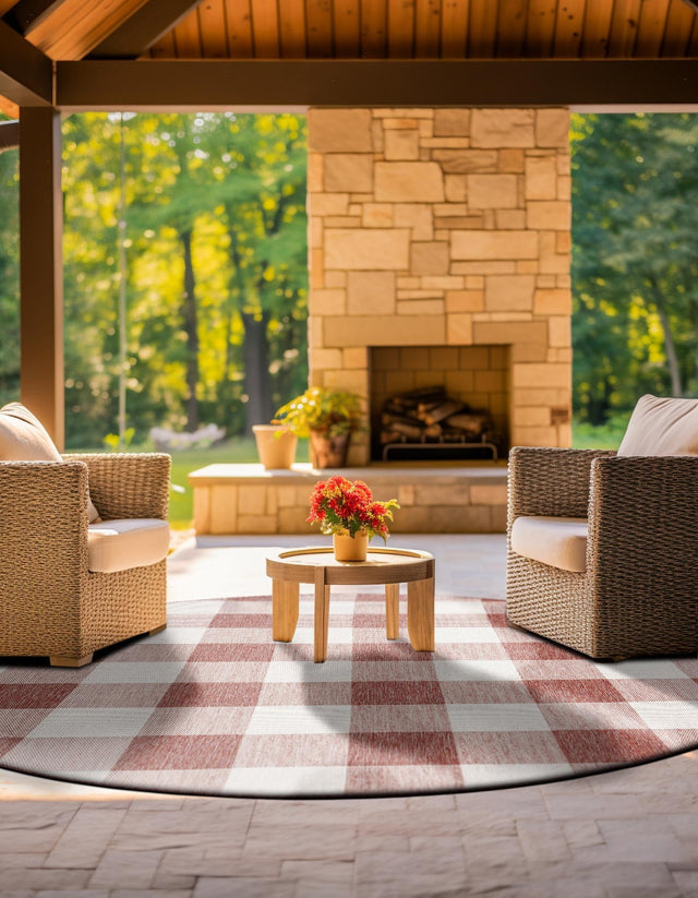 Red 6' 1 x 6' 1 Outdoor Checkered Round Area Rug Weather Resistant for Patio, Deck, Terrace, Balcony, Porch 100% Polypropylene Geometric Carpet for Sale at Rug Engine