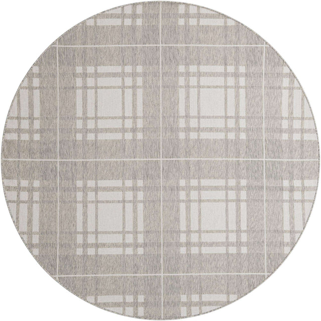 Gray 7' 10 x 7' 10 Outdoor Checkered Round Area Rug Weather Resistant for Patio, Deck, Terrace, Balcony, Porch 100% Polypropylene Geometric Carpet for Sale at Rug Engine