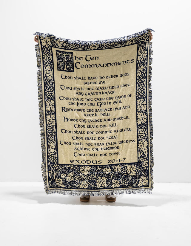 Blue and White 4' 6 x 6' Throw Blanket Rectangle Area Rug 100% Cotton Washable Cozy Soft Warm Room Decor Accent Made In USA