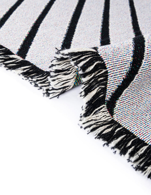 Black and White 4' 6 x 6' Throw Blanket Rectangle Area Rug 100% Cotton Washable Cozy Soft Warm Room Decor Accent Made In USA