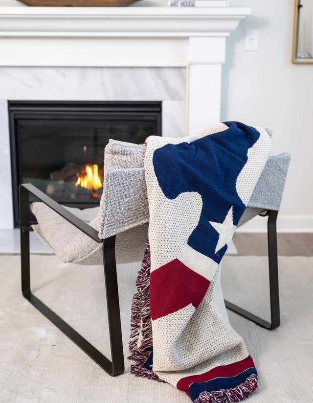 Red and Blue 4' 6 x 6' Throw Blanket Rectangle Area Rug 100% Cotton Washable Cozy Soft Warm Room Decor Accent Made In USA