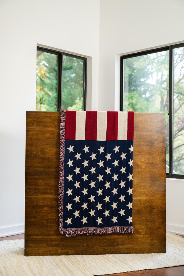 Red and Blue 4' 6 x 6' Throw Blanket Rectangle Area Rug 100% Cotton Washable Cozy Soft Warm Room Decor Accent Made In USA